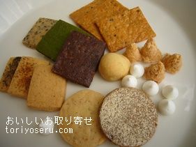 レストランよねむらのクッキー缶