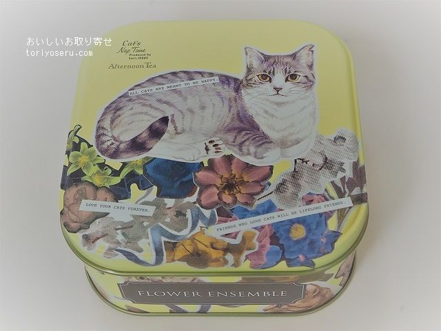 アフタヌーンティのねこ缶クッキーと紅茶