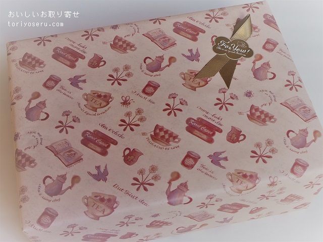 カレルチャペックのクリスマスマトリョーシカ缶