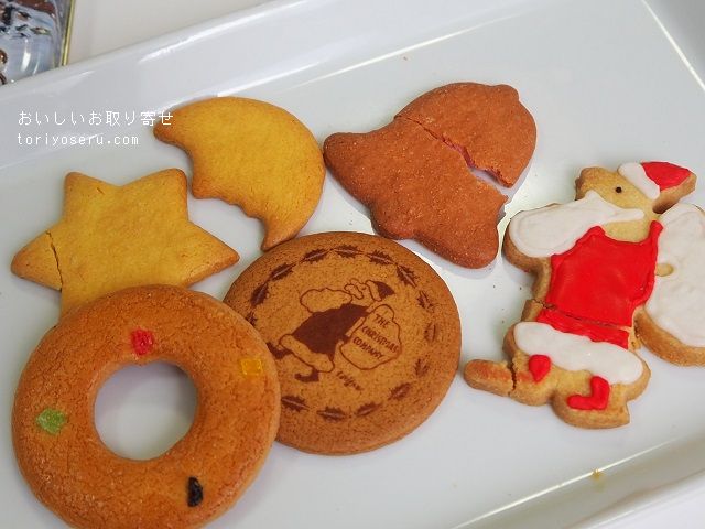 泉屋東京の三越限定クリスマス缶入りクッキー