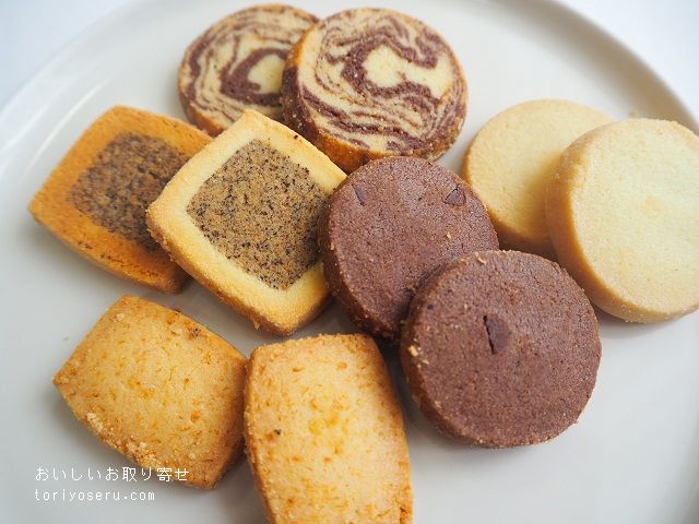 アリヴェデパールのクッキー缶（いのゆかり）