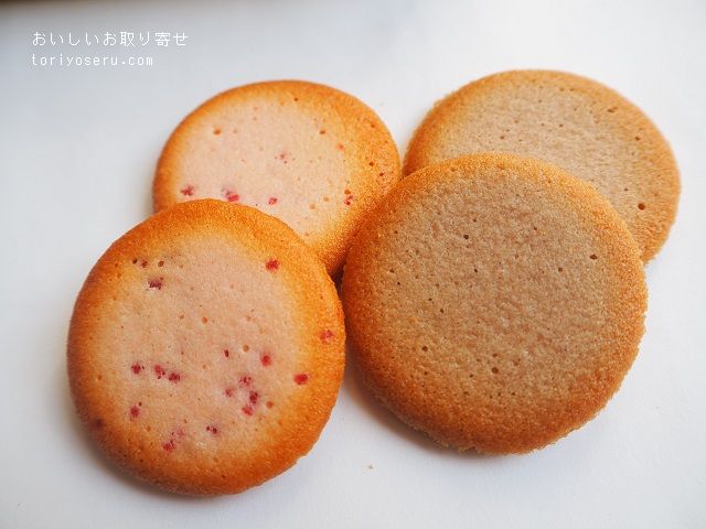 ゴディバのあまおう苺クッキーアソートメント缶