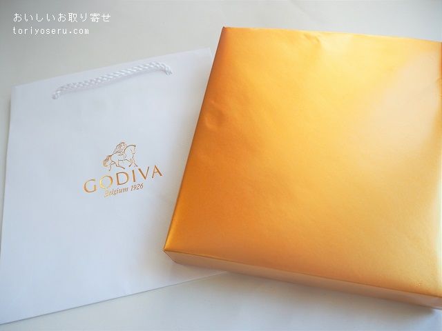 ゴディバGODIVAのピーチクッキーアソート缶