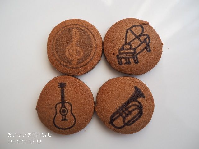 エウレカのカメラ缶とレコードプレーヤー缶