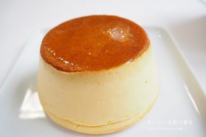 コントラディ神戸の神戸チーズプリンケーキ
