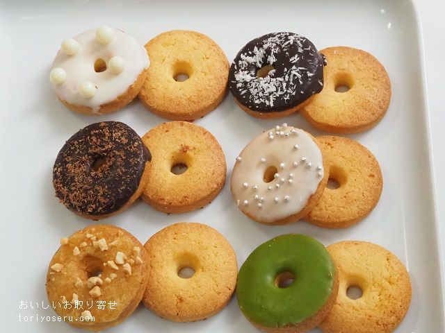 koe donutsコエドーナツのクッキー缶