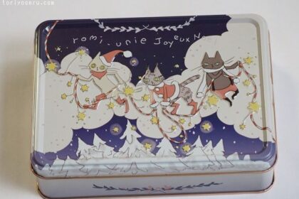 romi-unieロミユニのクリスマス缶2022