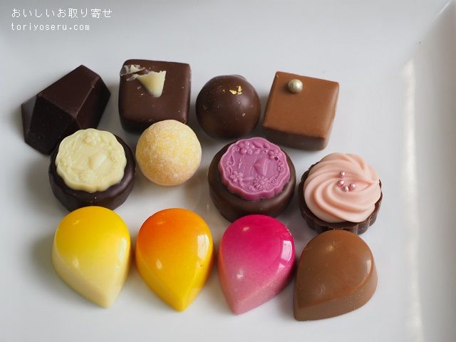 モロゾフの花と酒とチョコレート・フラワリー缶