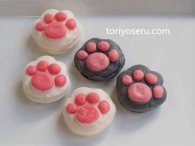 ねこかまどネットショップのこねこのしおちゃん(ぷにぷに食感の肉球和菓子)