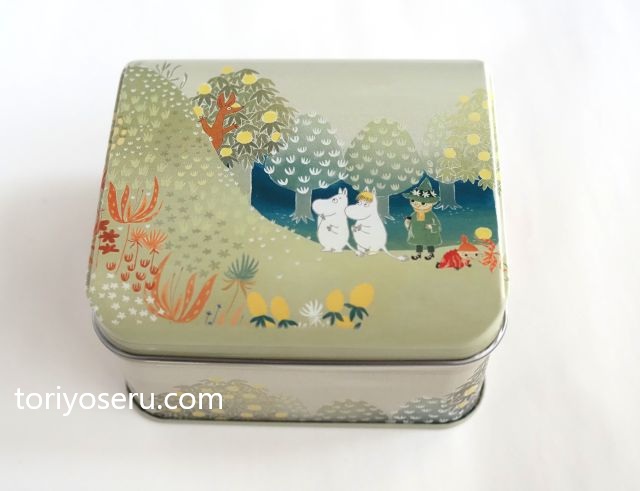 日の出屋製菓とムーミンのコラボ。 MOOMIN 抹茶チョコクリームゴーフレット缶