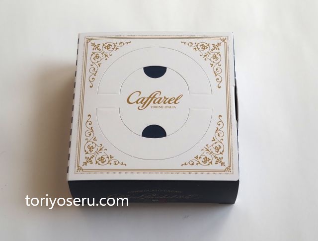 カファレルチョコレートのケーキ缶