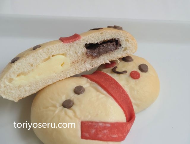 木村屋総本店の冬限定のかわいい菓子パン「スノーマン」