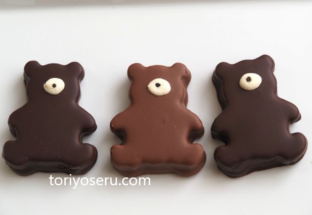 大きなクマの形をしたショコラサブレ。セバスチャン・ブイエのサブレヌヌース